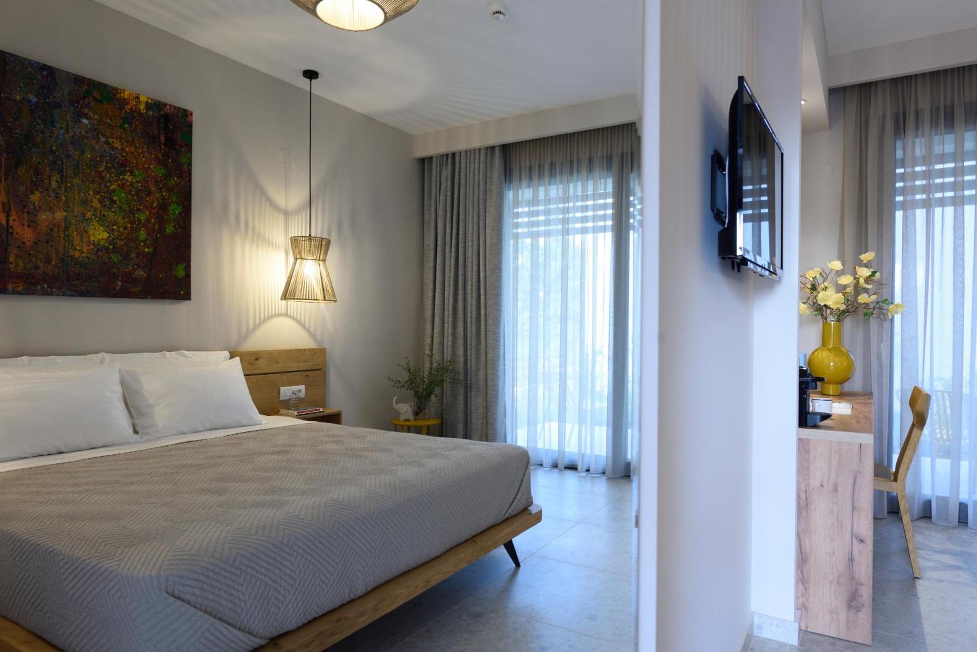 Falena Luxury Rooms Kalyves Polygyrou Экстерьер фото
