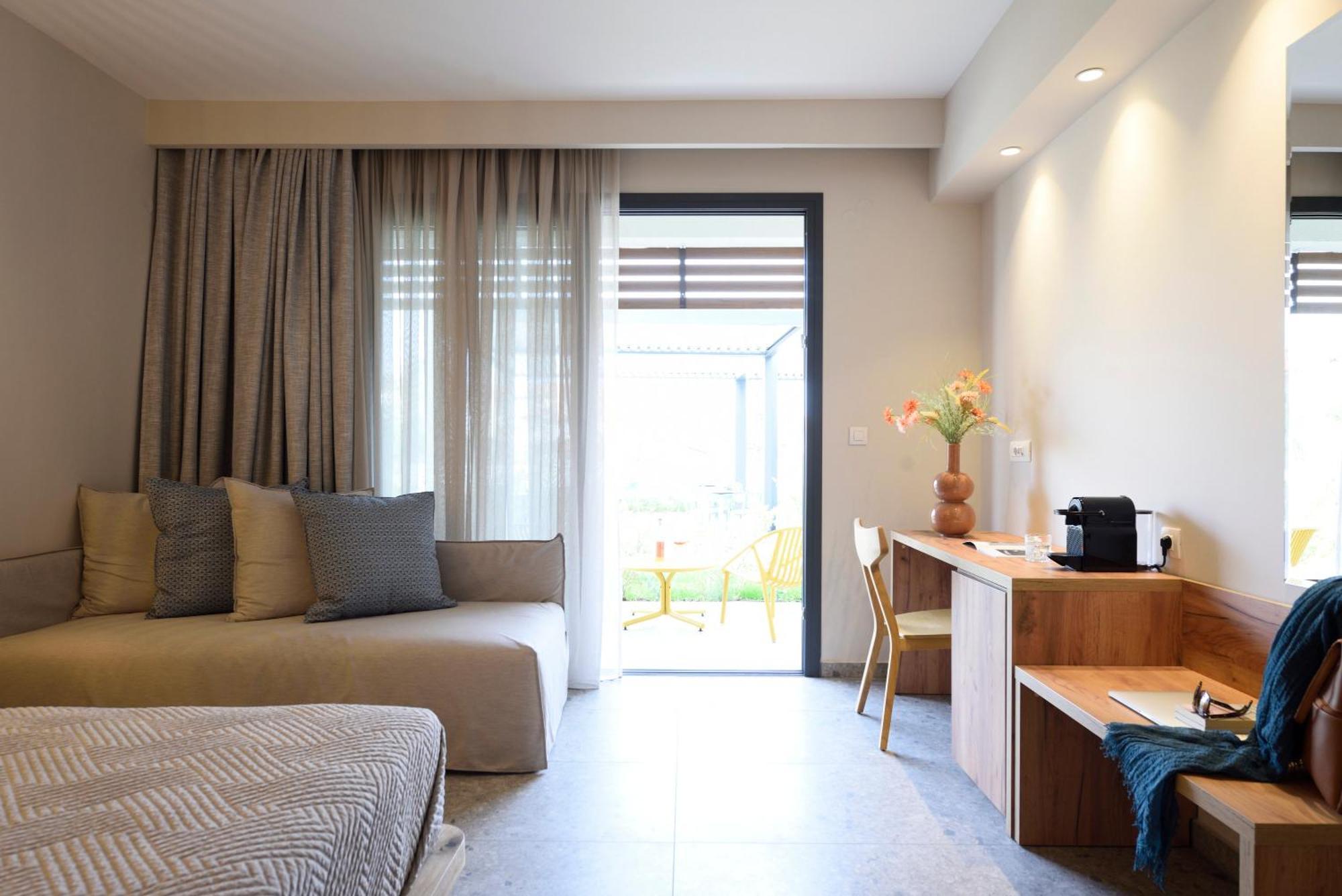 Falena Luxury Rooms Kalyves Polygyrou Экстерьер фото
